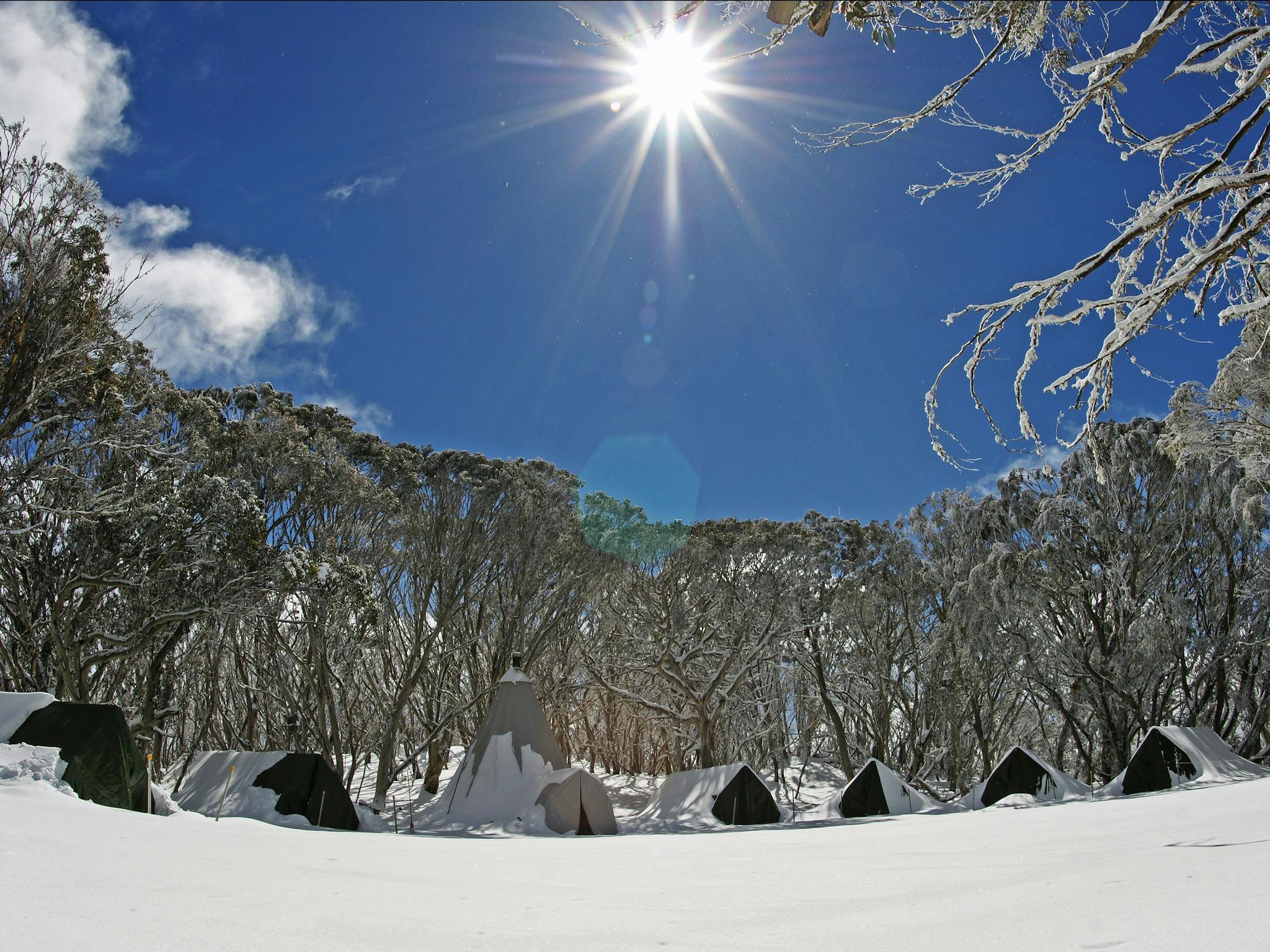 Snow camping at Mt Stirling