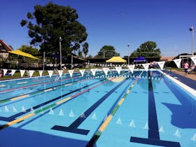 Mansfield Swimming Pool