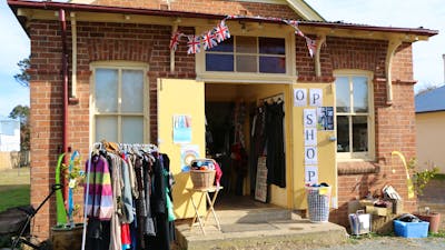 Bungendore, op shop, second hand