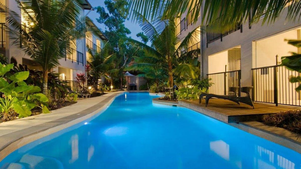 Sails Pool