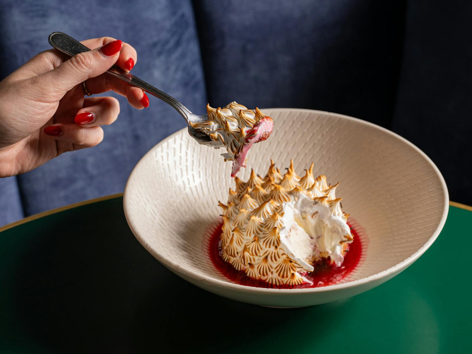 Matteo Downtown, Bomba Alaska