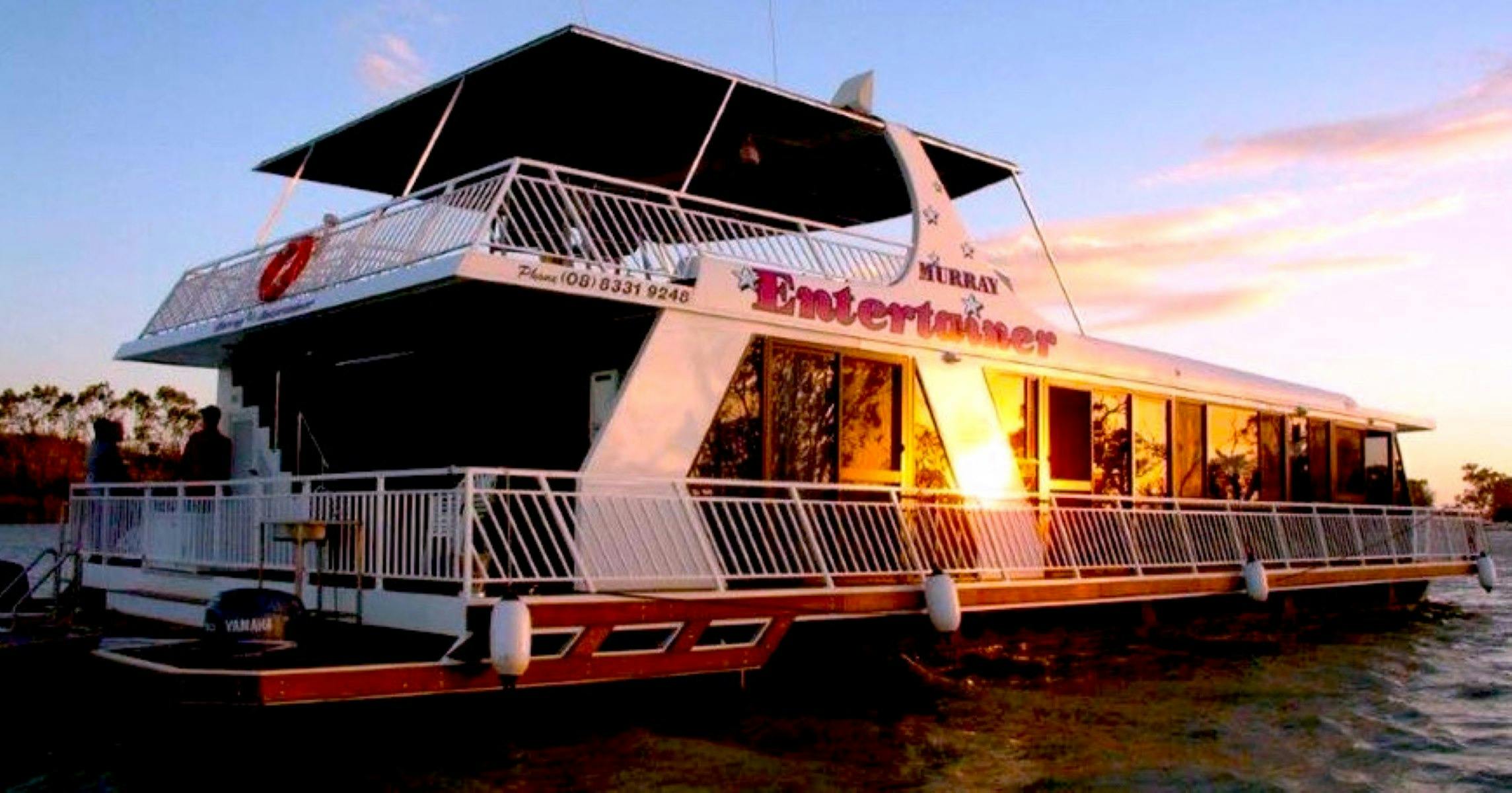 Foxtale Houseboats and Hire