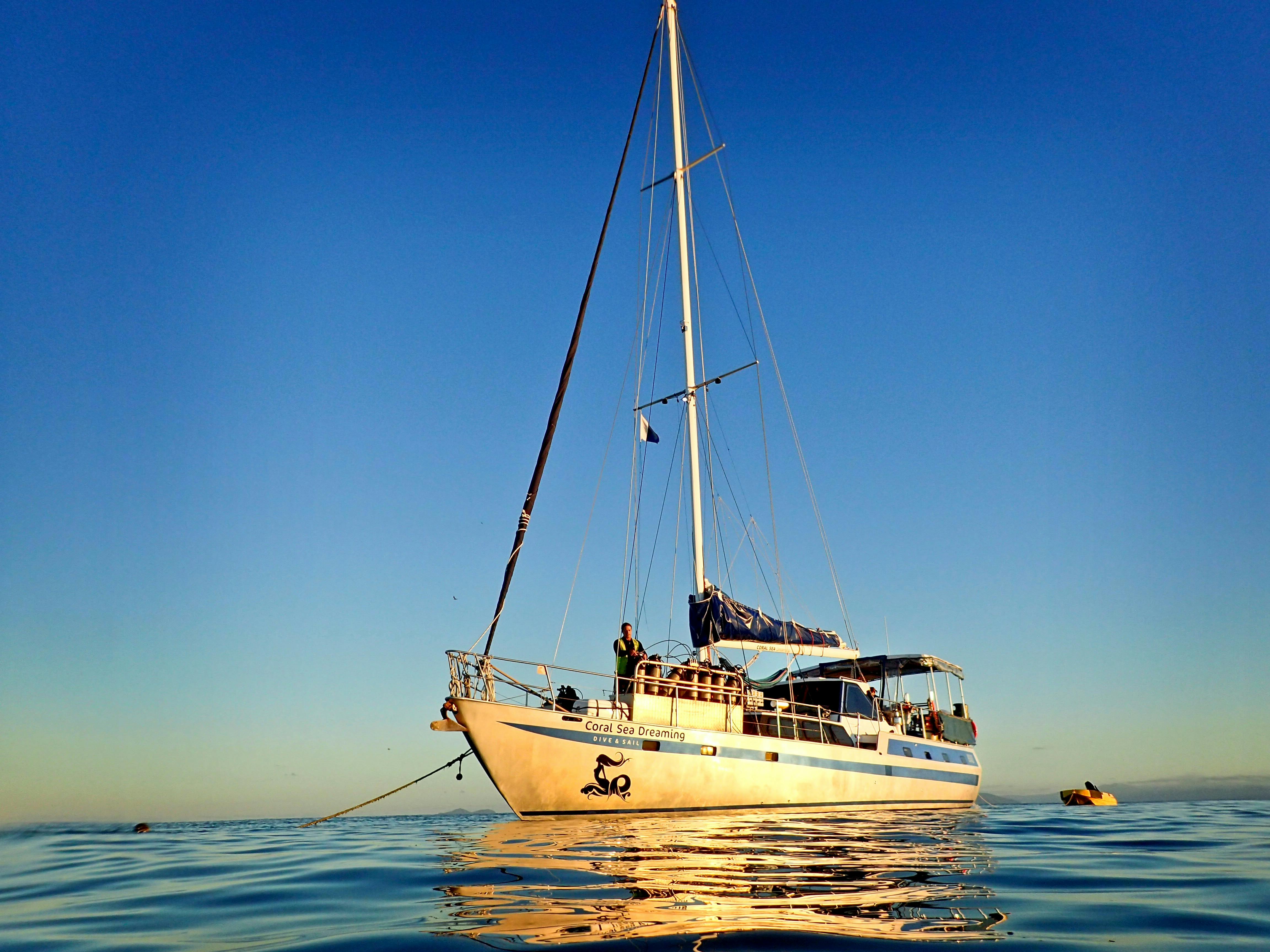 Overnight on the Great Barrier Reef