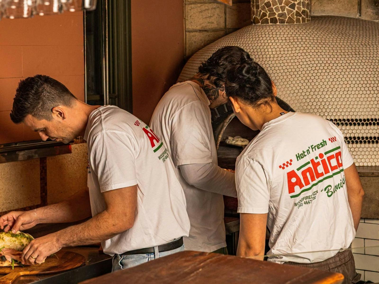 Antico Staff