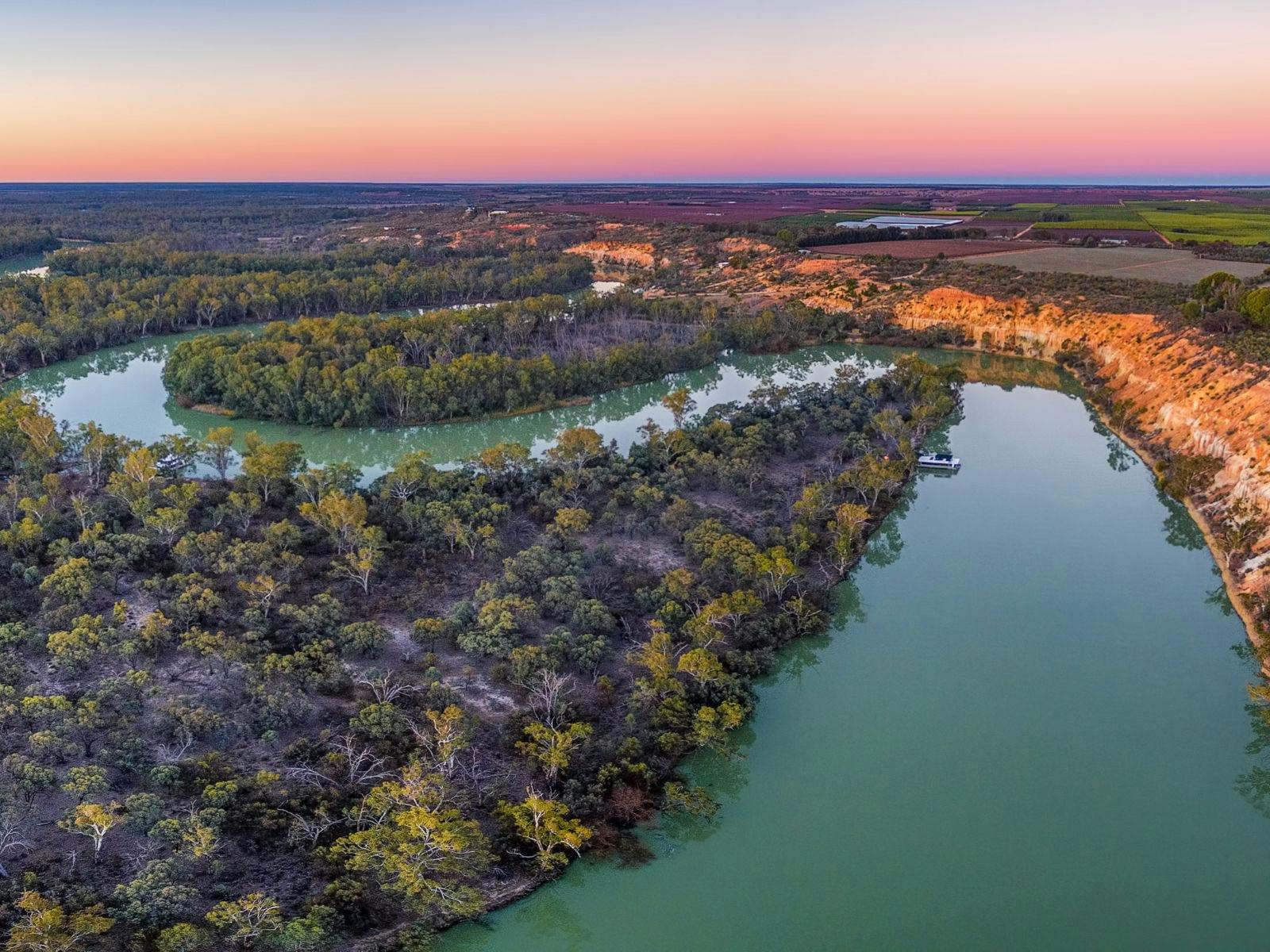 Murray River Wilderness Cruise