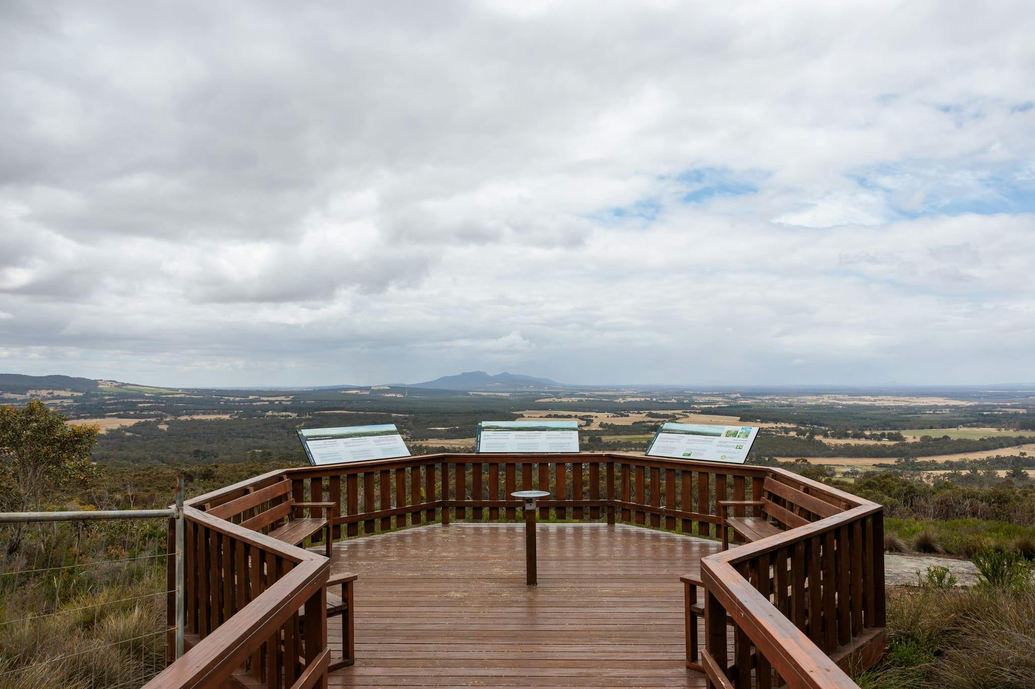 Pwakkenbak (Mount Barker Hill)