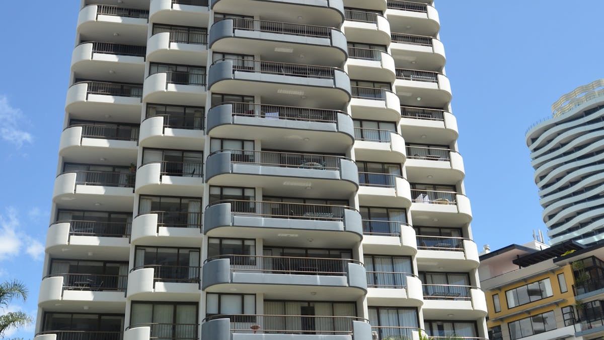 Broadbeach Apartments fully self contained