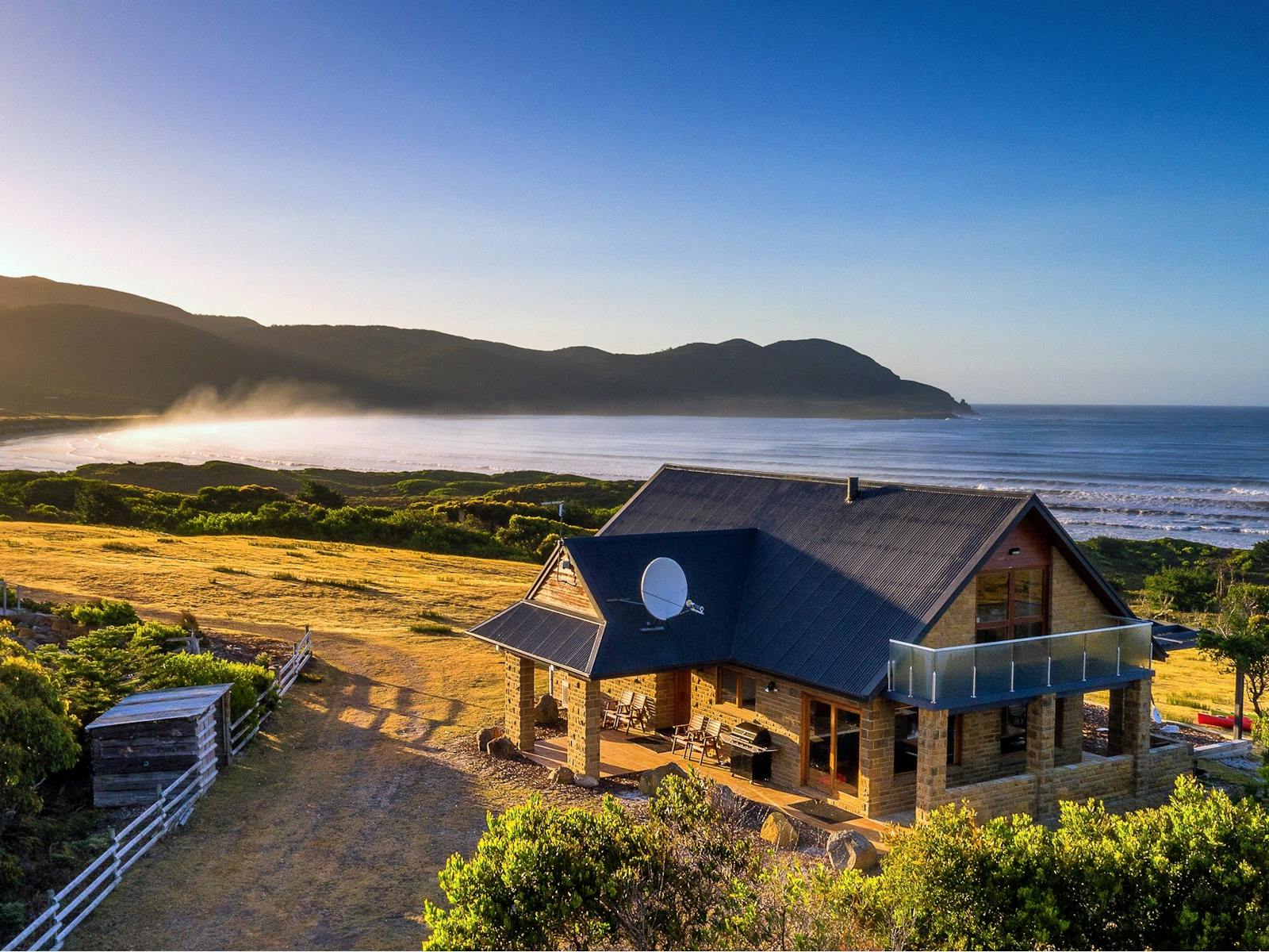 Cloudy Bay Villa - Aerial view