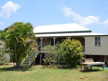 Outside Kilburnie Homestead