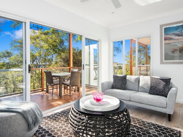 Avalon Tree House Sydney Australia Official Travel