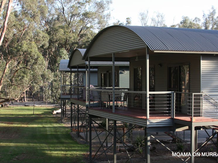 river front views of Murray River