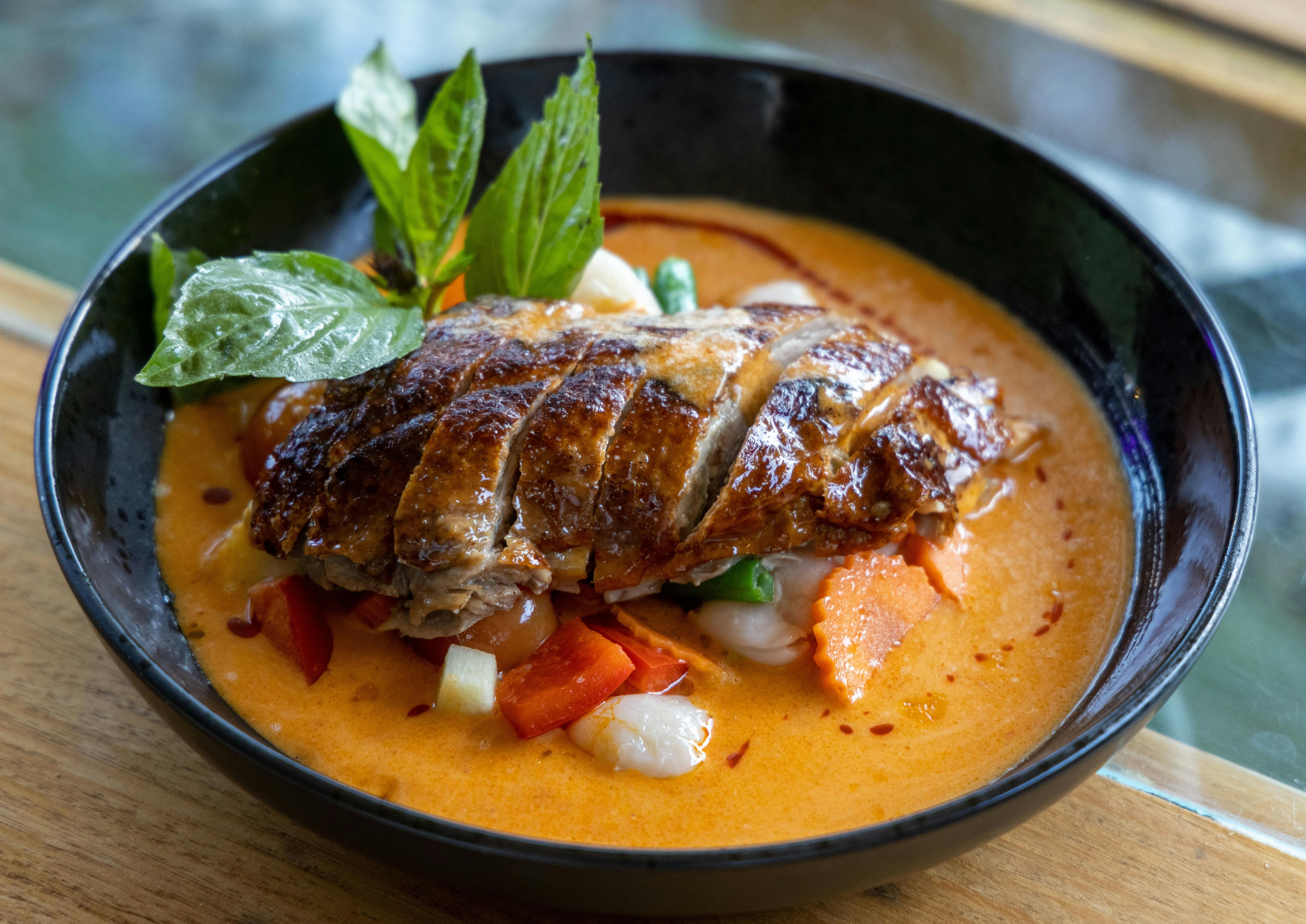 Thai Duck & Lychee & Pineapple Curry