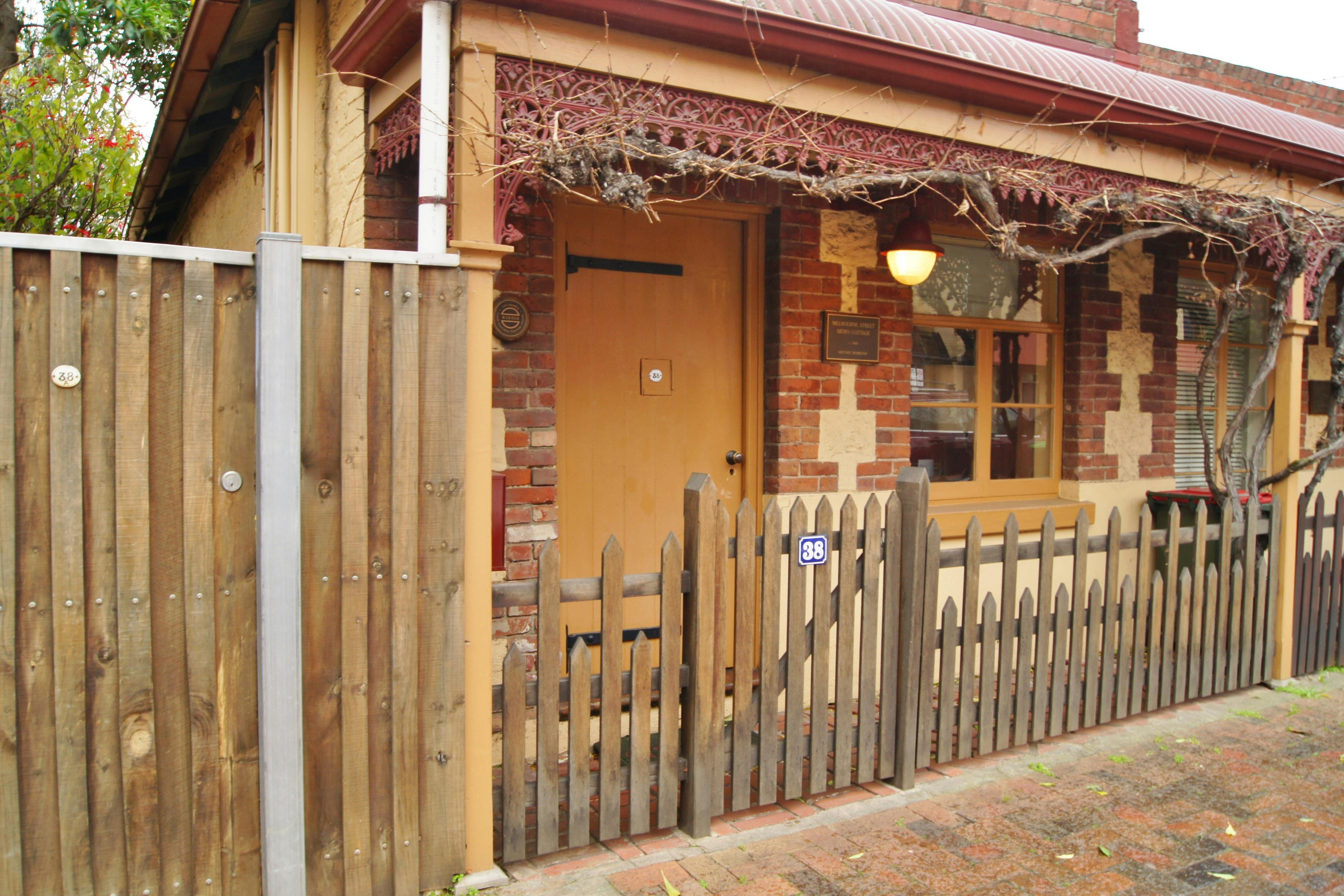 Cafe suite spa accommodation includes a bottle of wine