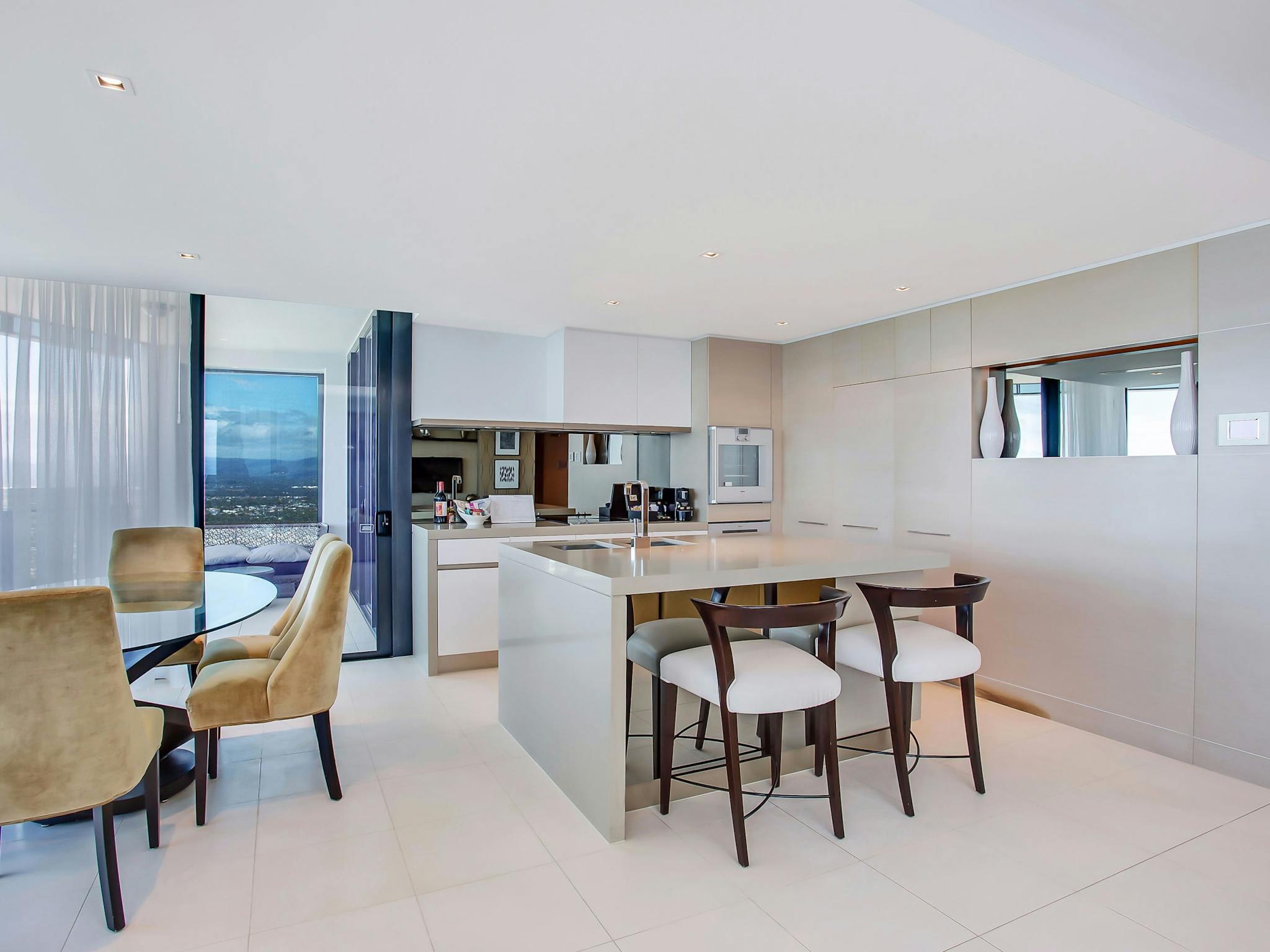 3 Bedroom Sub-Penthouse 3 Bedroom Sub-Penthouse
