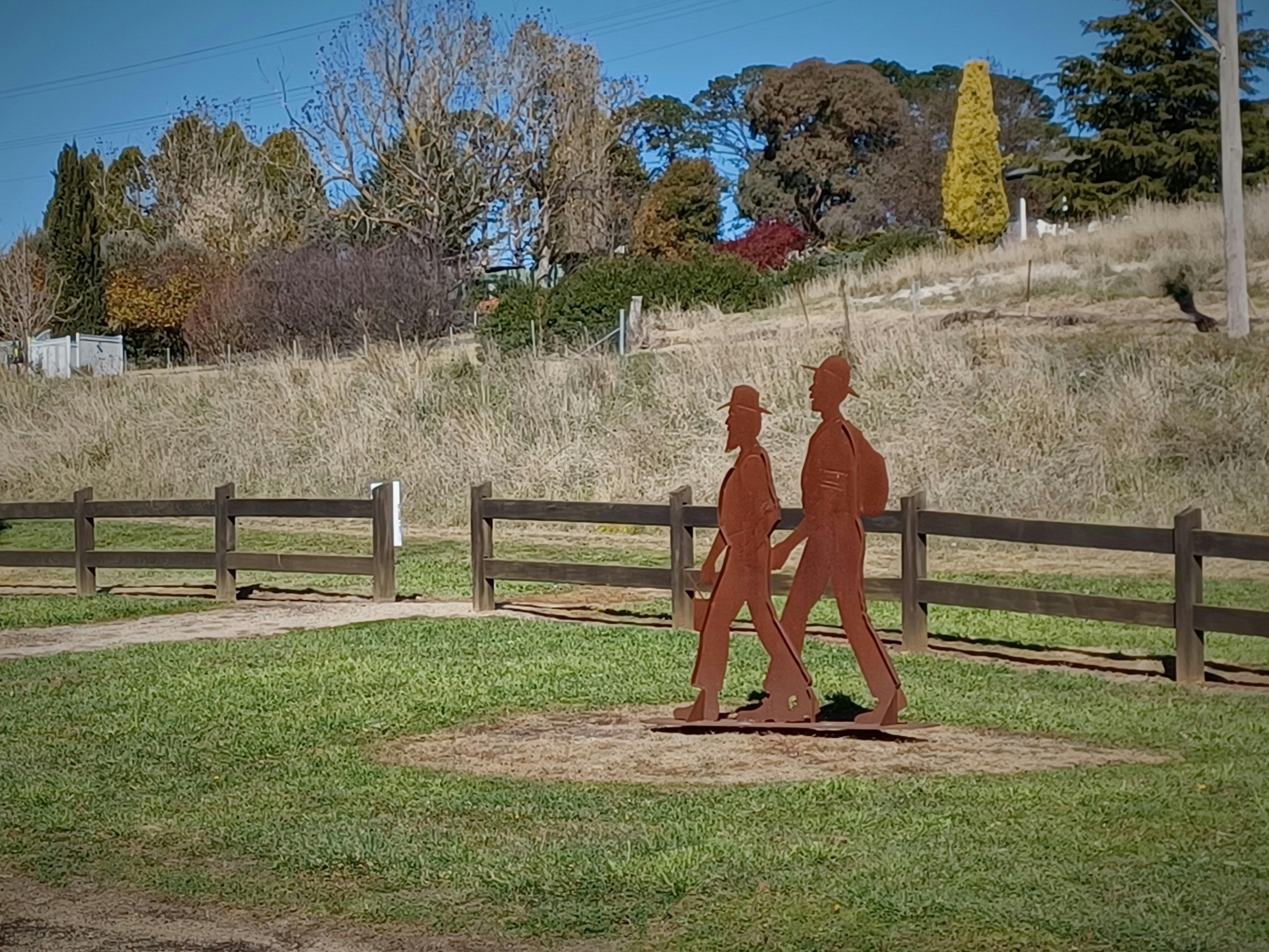 Miners Walk, Lucknow NSW