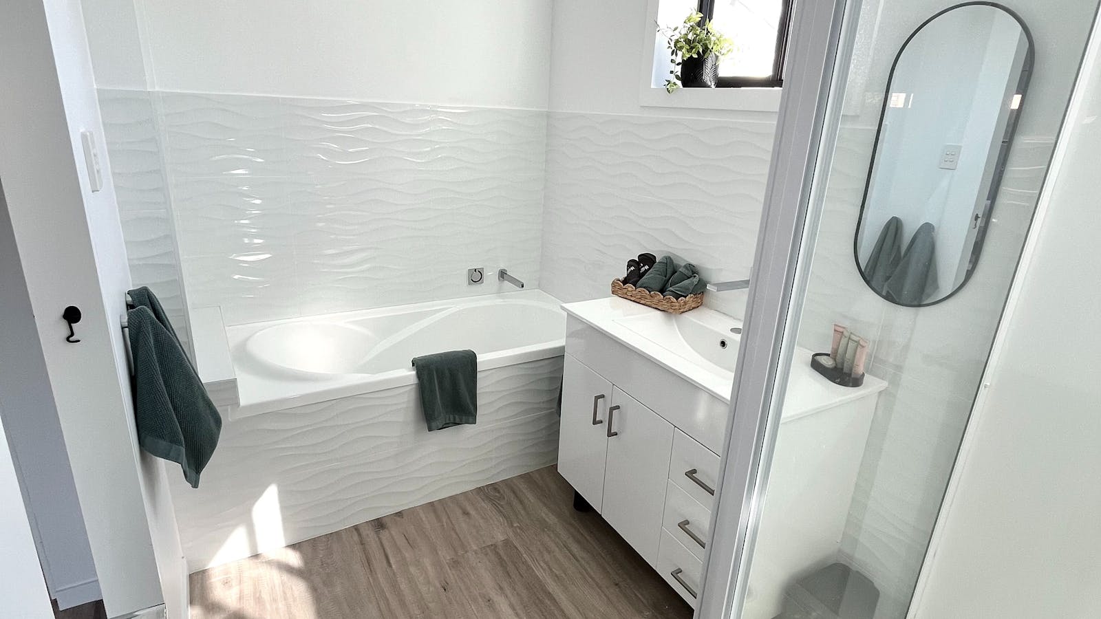 Full Bathroom with Shower & Bath