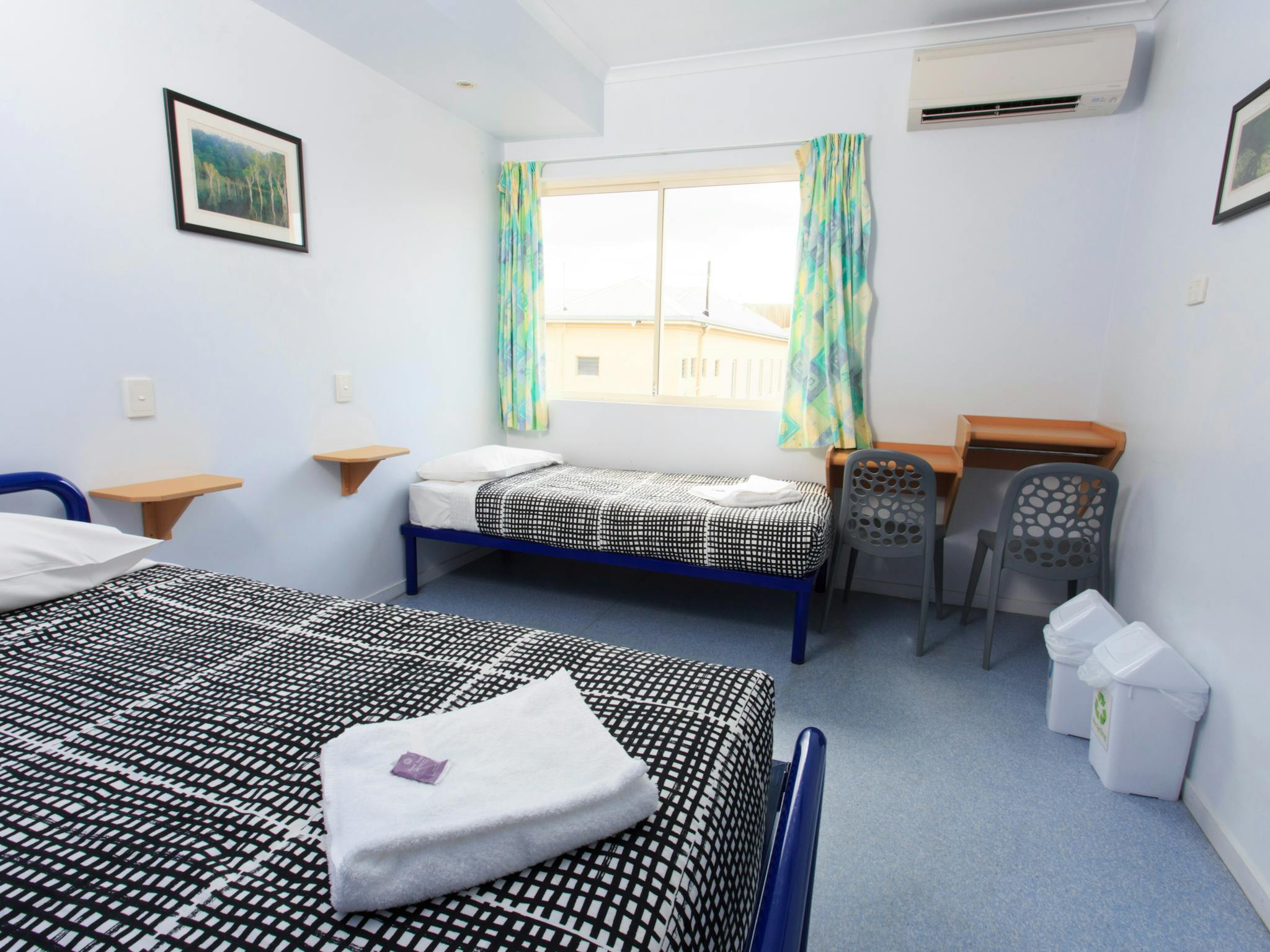 twin room twin room