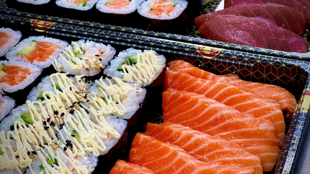 Sushi sashimi