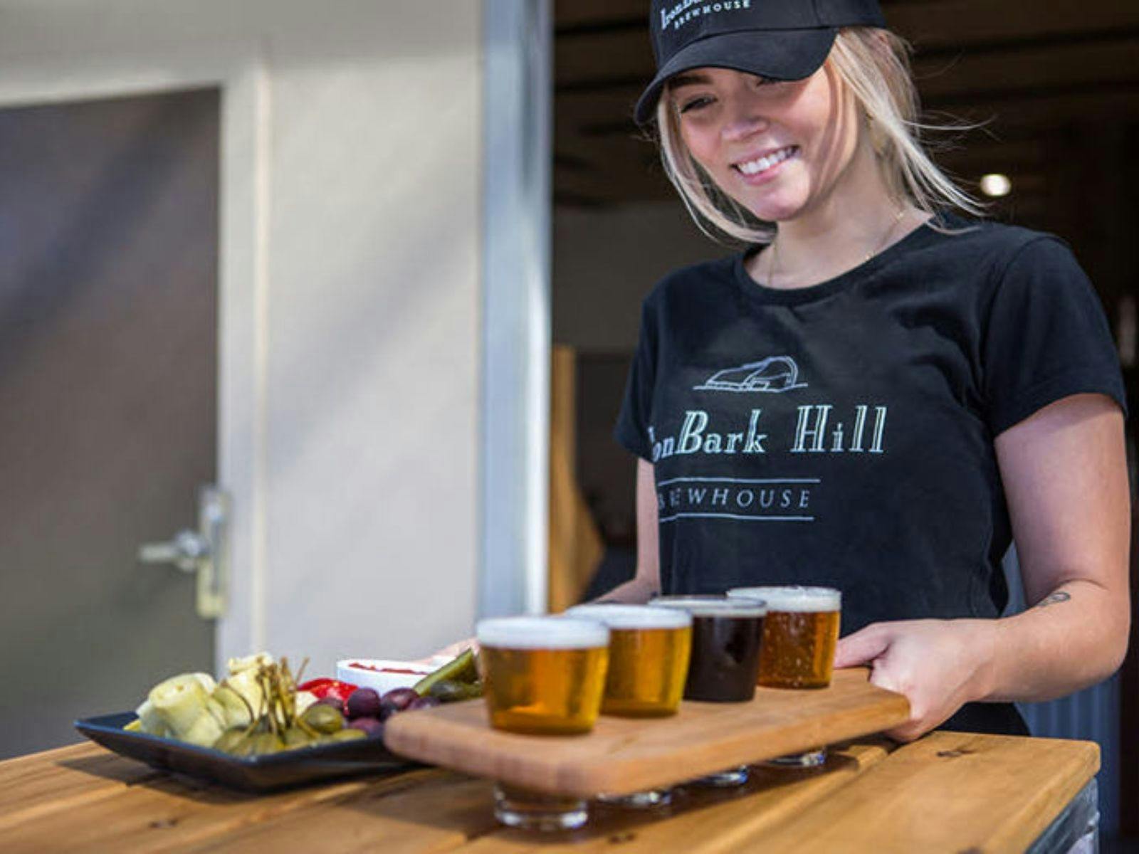 로터 원과 함께하는 아이언바크 힐 헬리콥터 투어