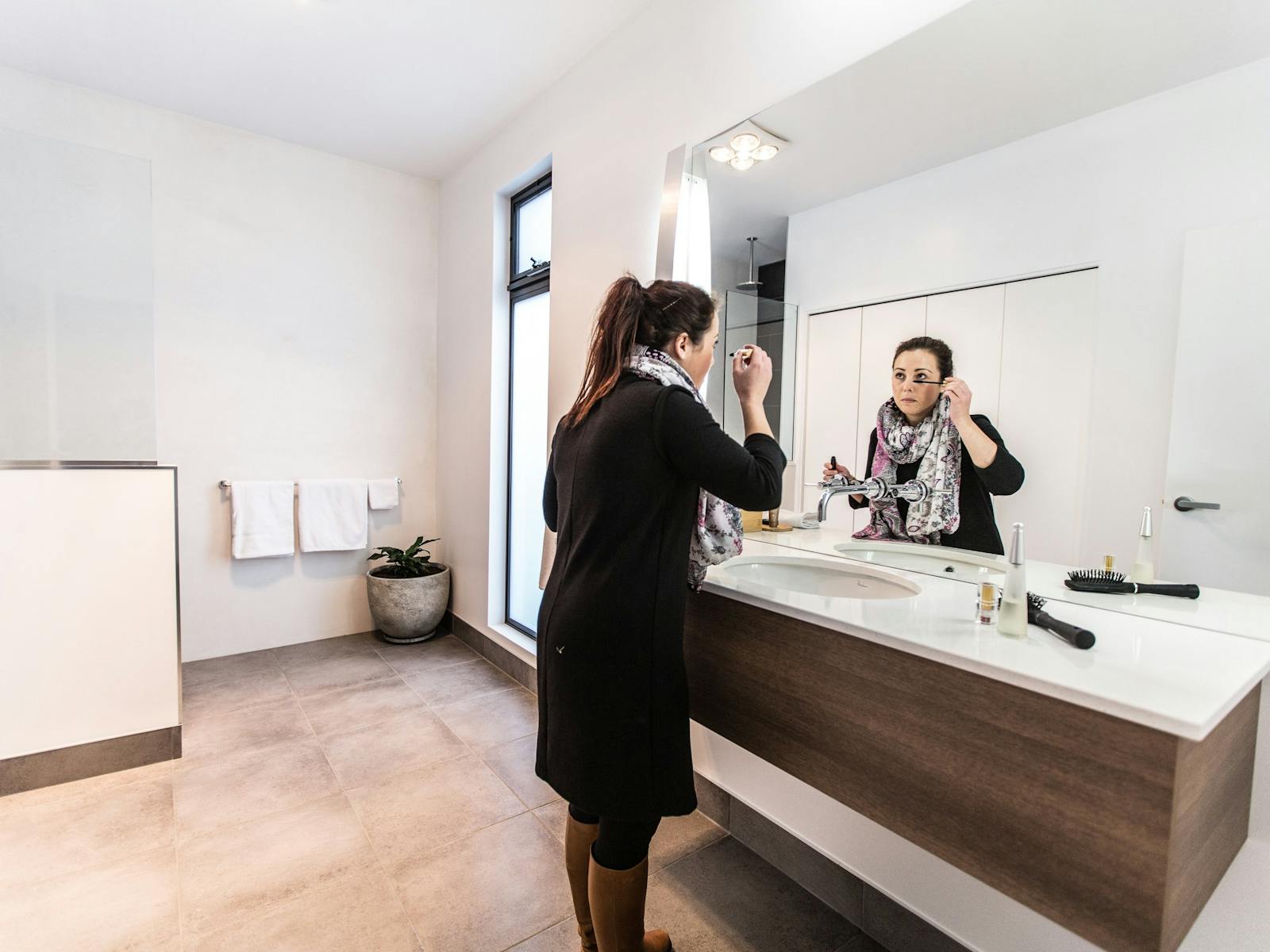 Bathroom - Island Quarters