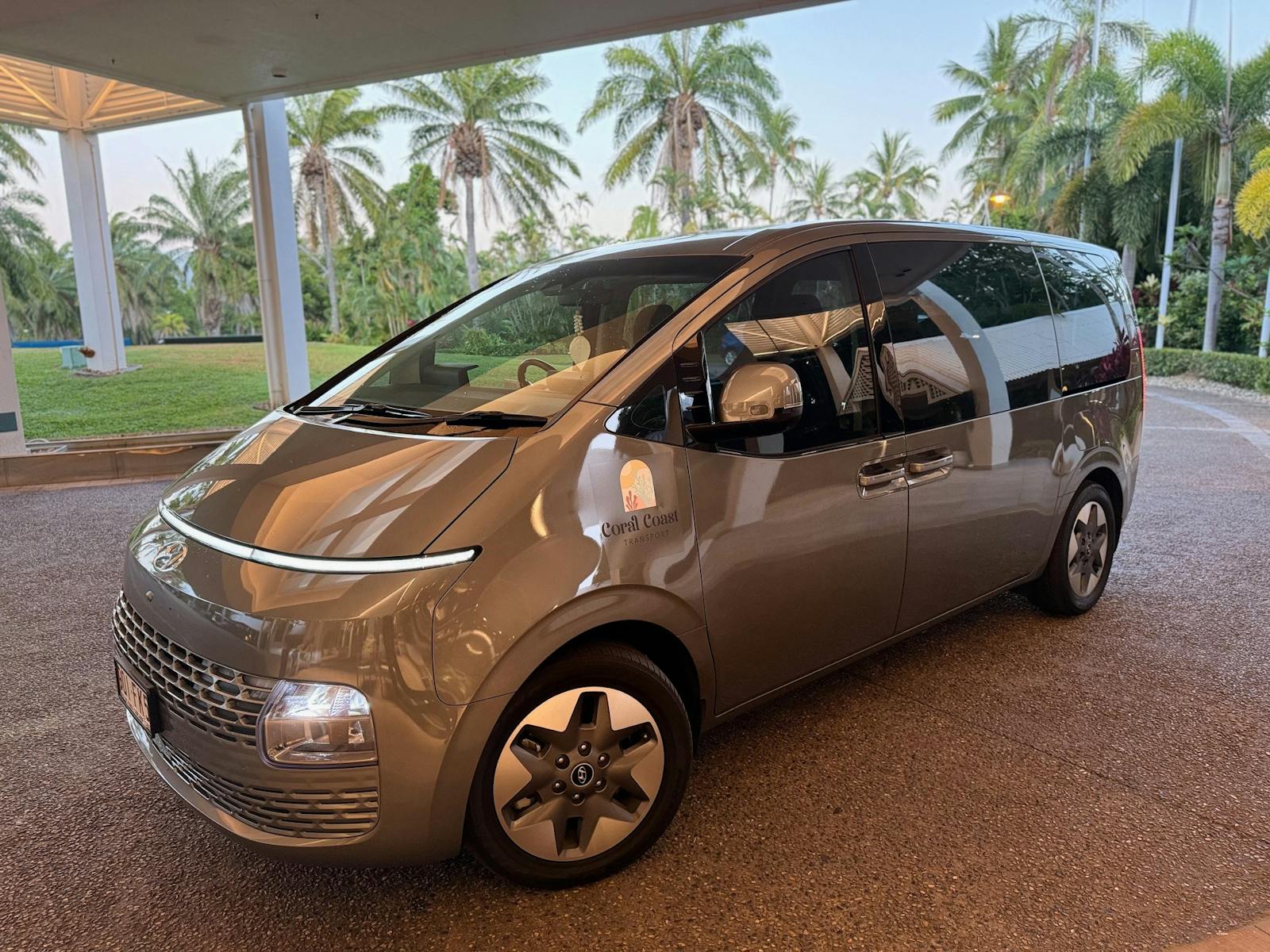 8 seater (inc driver) Hyundai Staria 8 seater (inc driver) Hyundai Staria