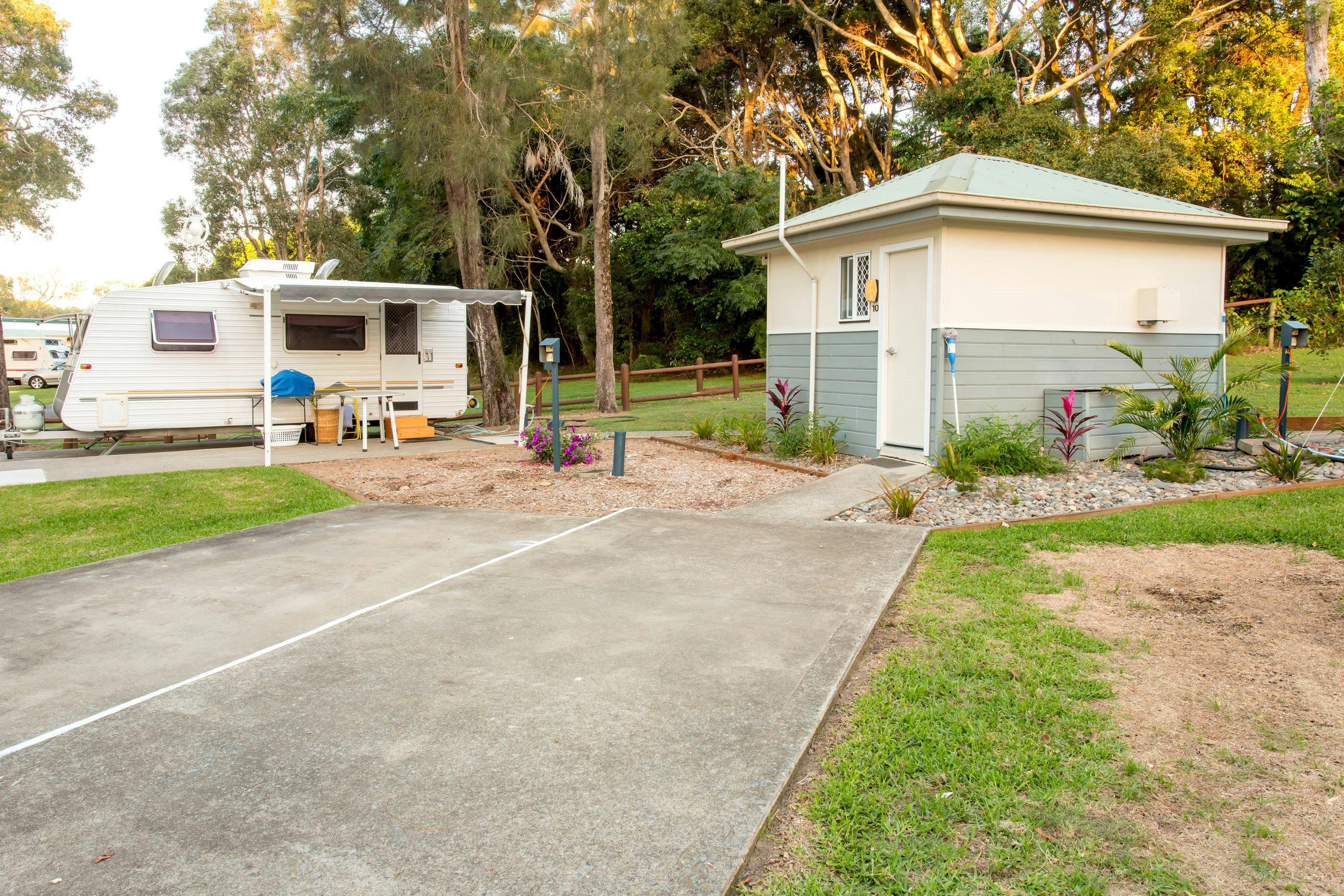 Ensuite Powered Slab Site