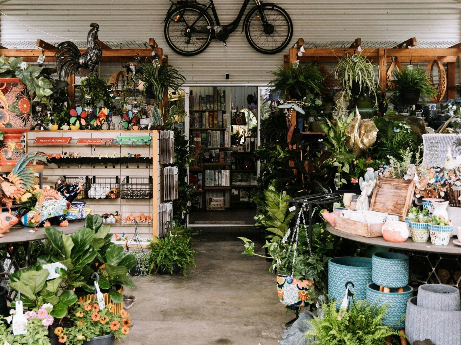 Tumba Bikes and Blooms 商店