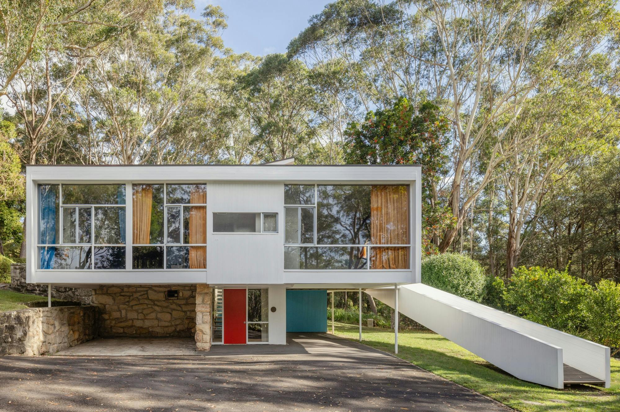 Midcentury modernist house exterior