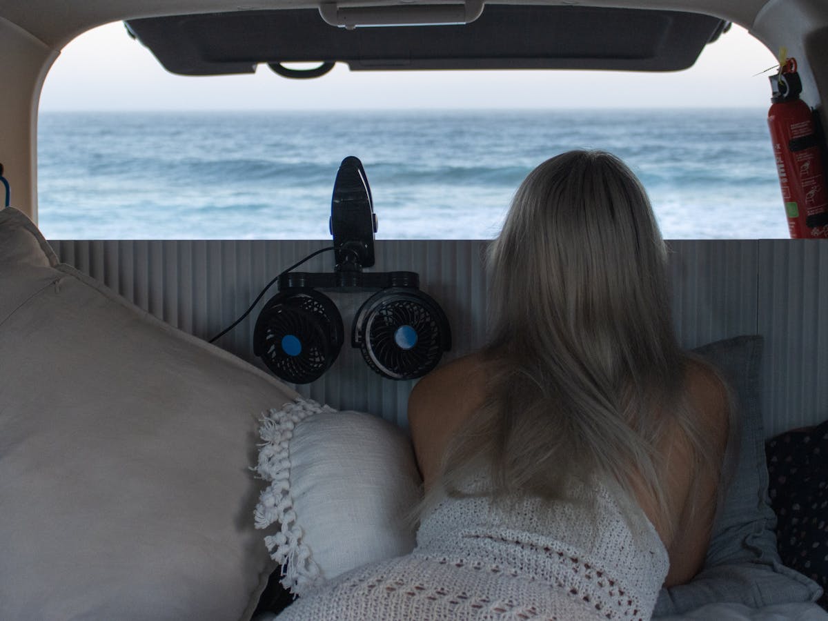 Johnny Feelgood Campervan - Australia - Bed