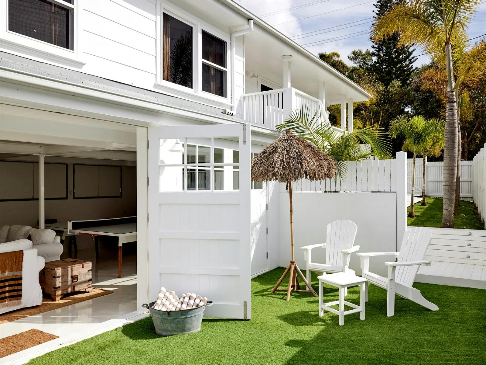 stylishly appointed beach houses in Byron Bay