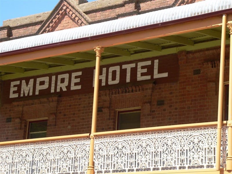 Empire Hotel Young Canberra Region Tablelands