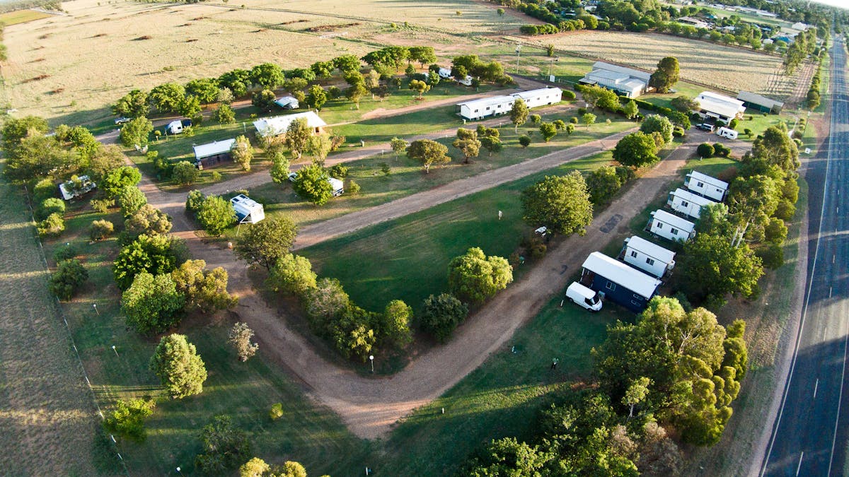 Spacious grassed sites for caravanners & camping. Immaculately maintained, quietest park in town.