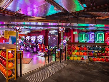 Strike Bowling In Surfers Paradise