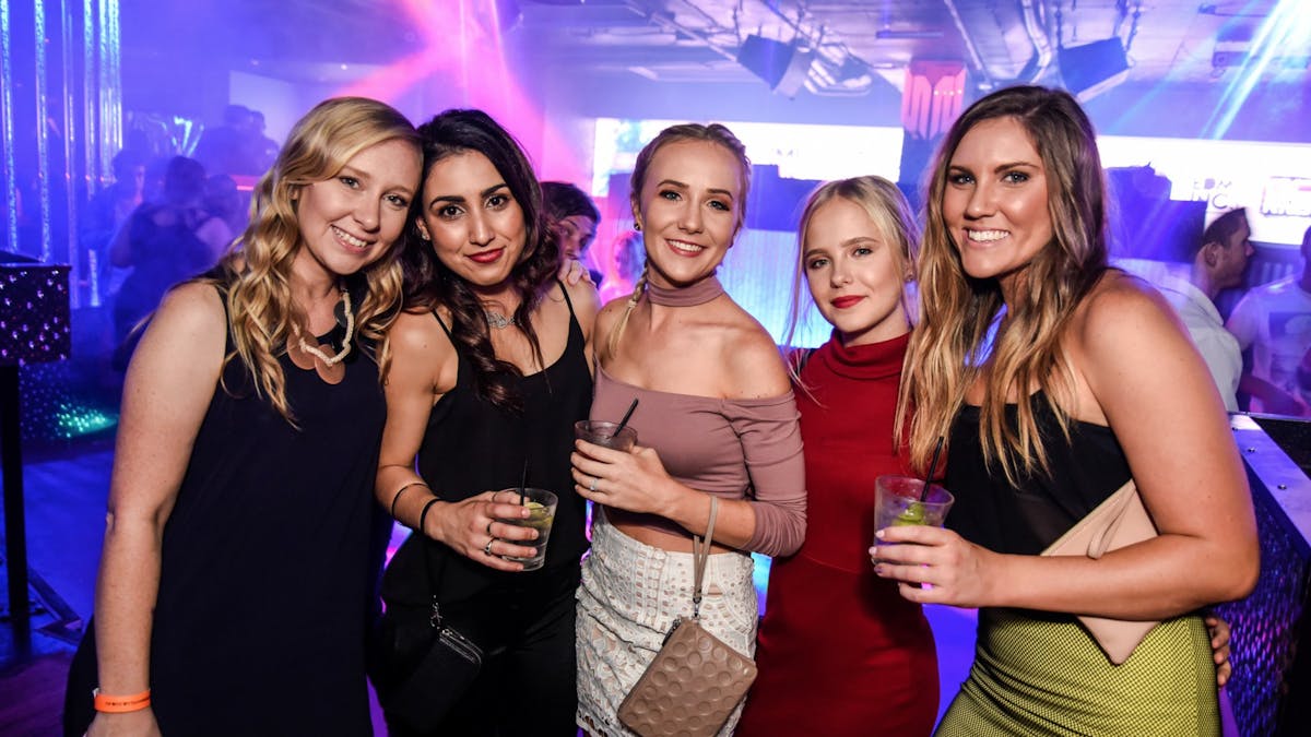Surfers-Paradise-Party-Tour