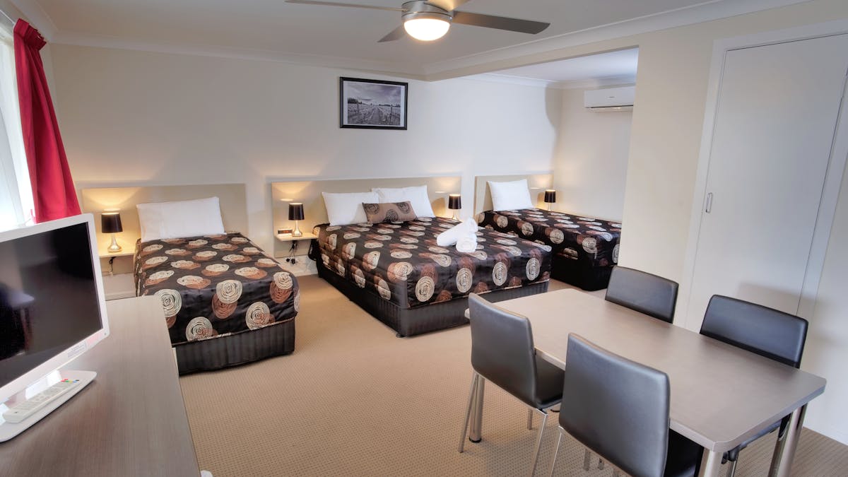 Family room - High Street Motor Inn Stanthorpe