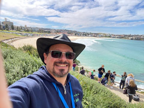 シドニーからボンダイへのツアー