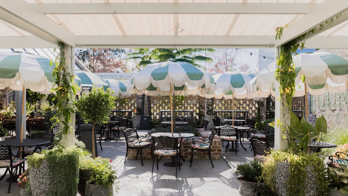 Garden Dining