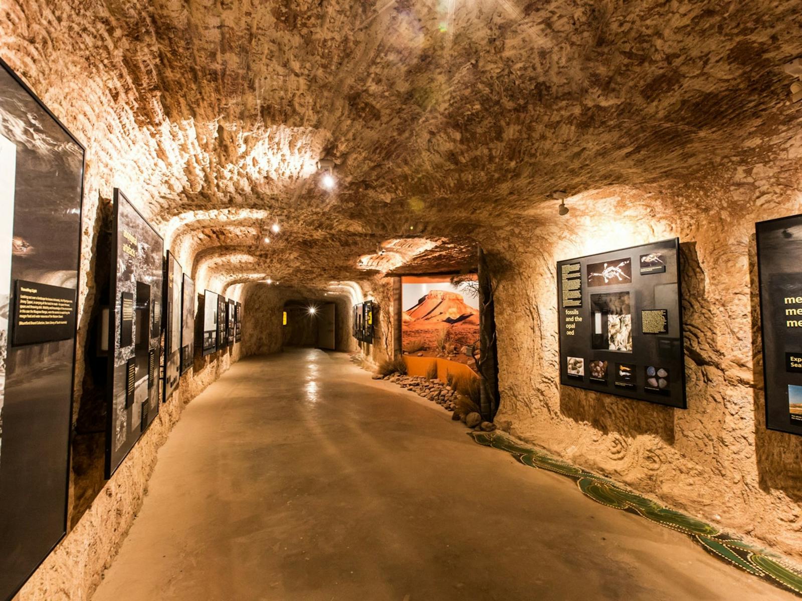 Umoona Opal Mine & Museum