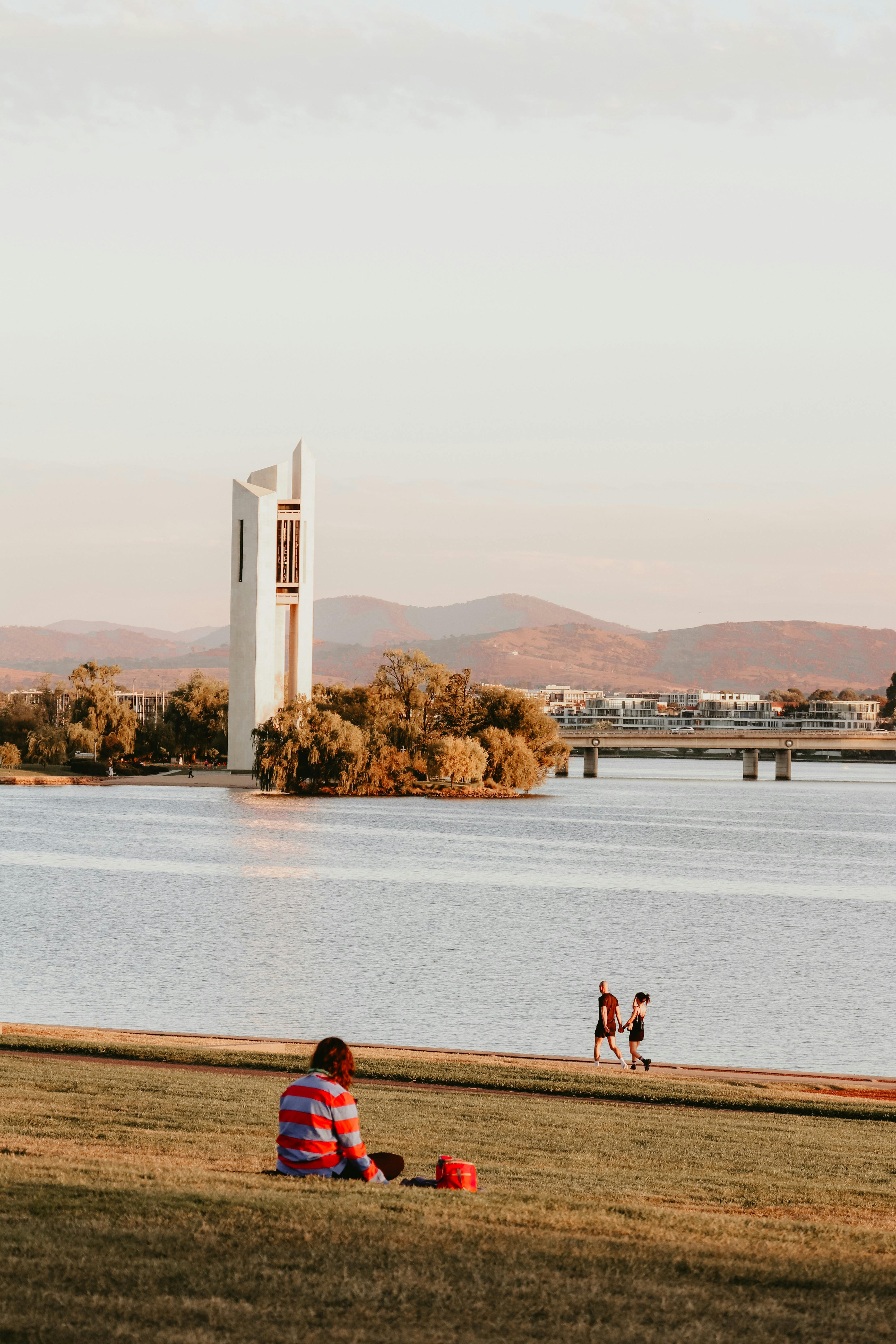 Canberra Highlights - Capital Tales, Government & Architecture