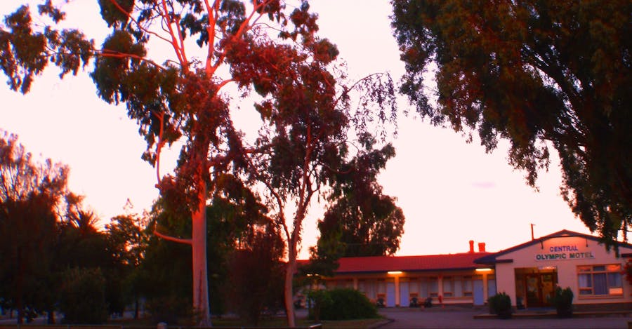 Murray Bridge Central Olympic Motel and Cottages
