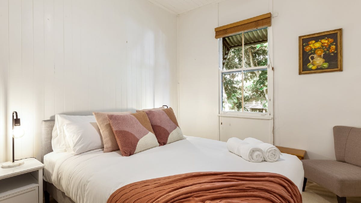 Queen bedroom