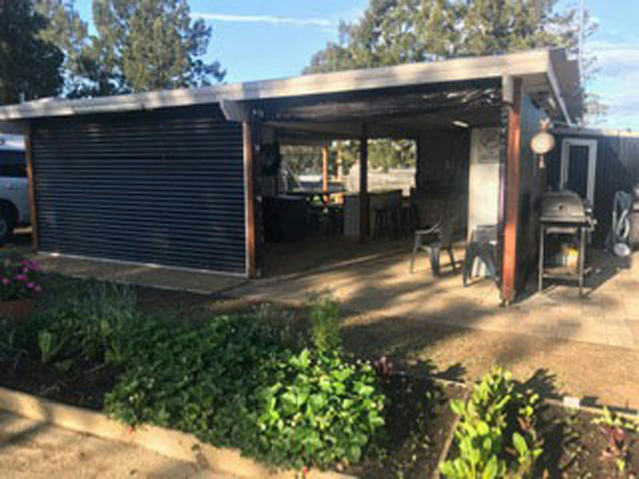 Hunter Valley caravan Park camp kitchen
