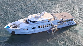 Luxury Boat Charter Queensland