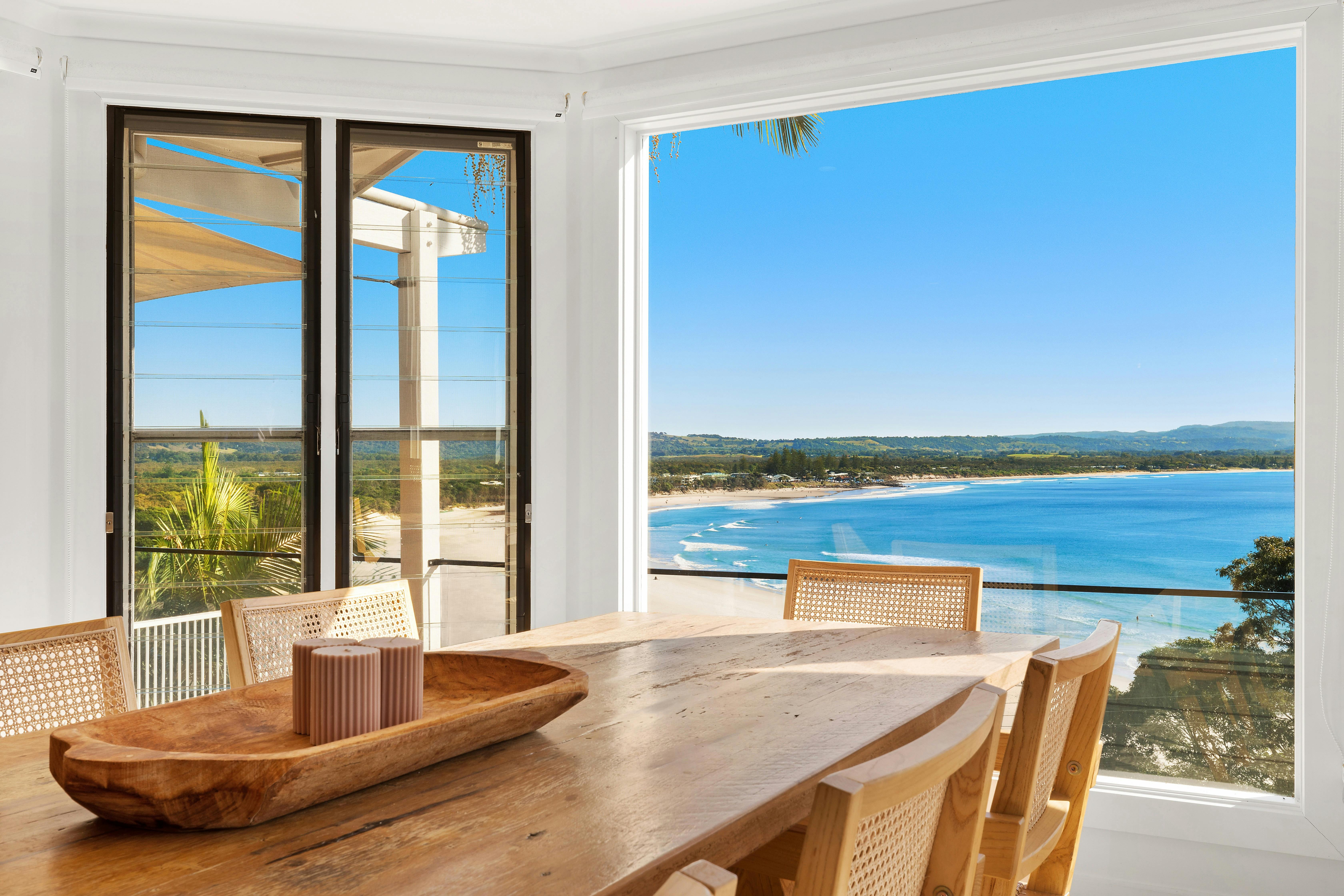 Dining in style over looking the Pass along the headland at Cape Byron in Byron Bay.
