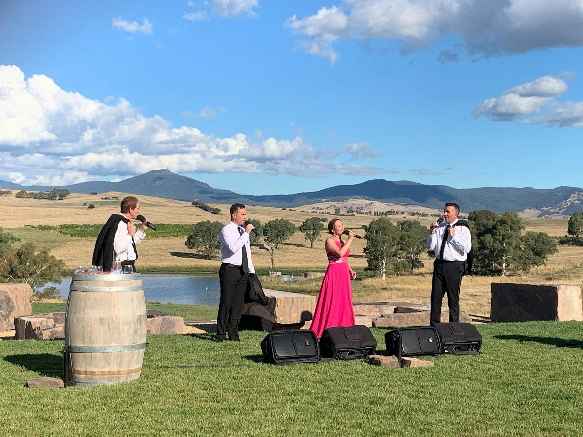 Mansfield Winemakers - Opera On High
