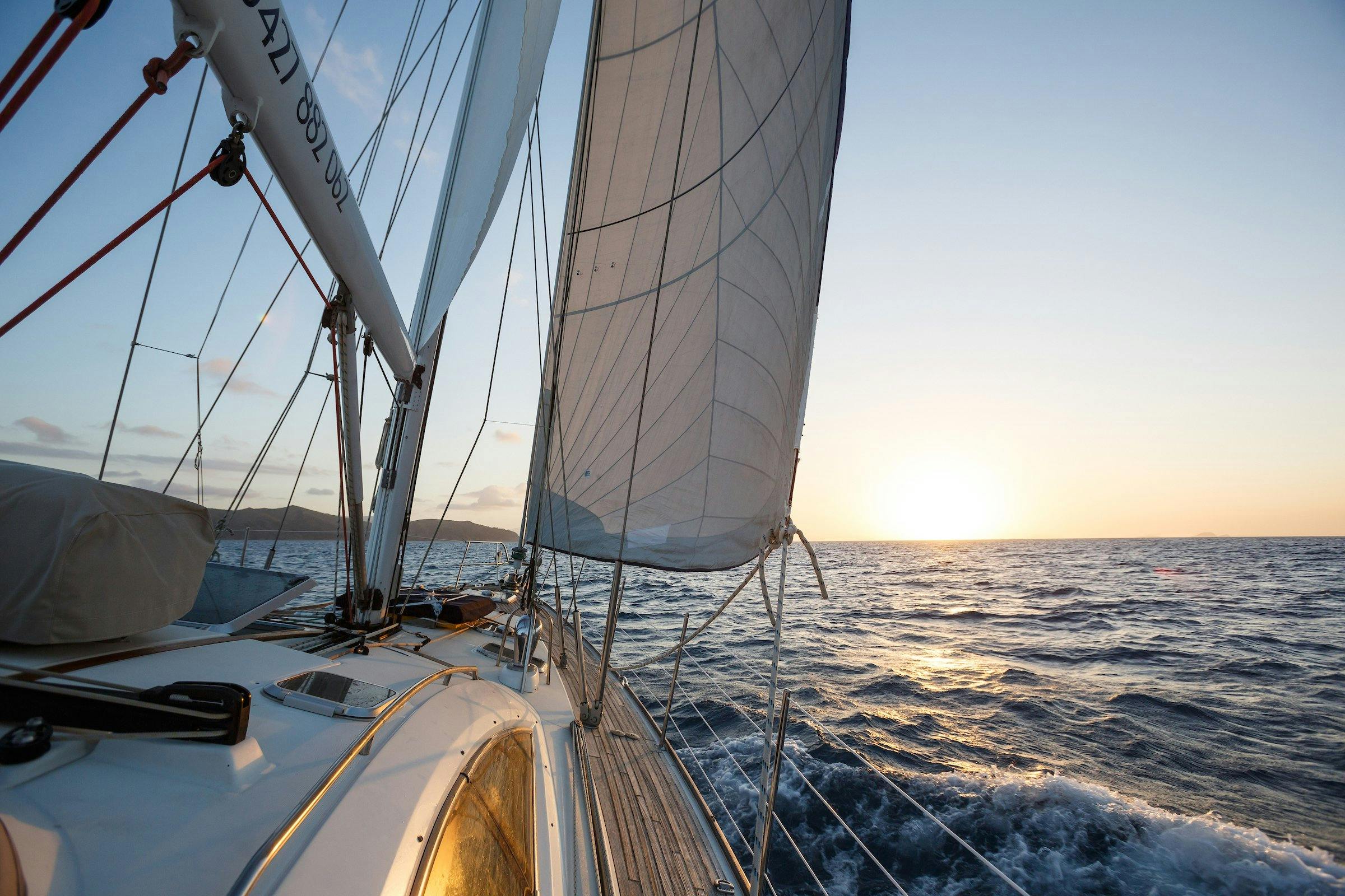 private yacht charter Whitsundays; luxury yacht Whitsundays; skippered charter Whitsundays