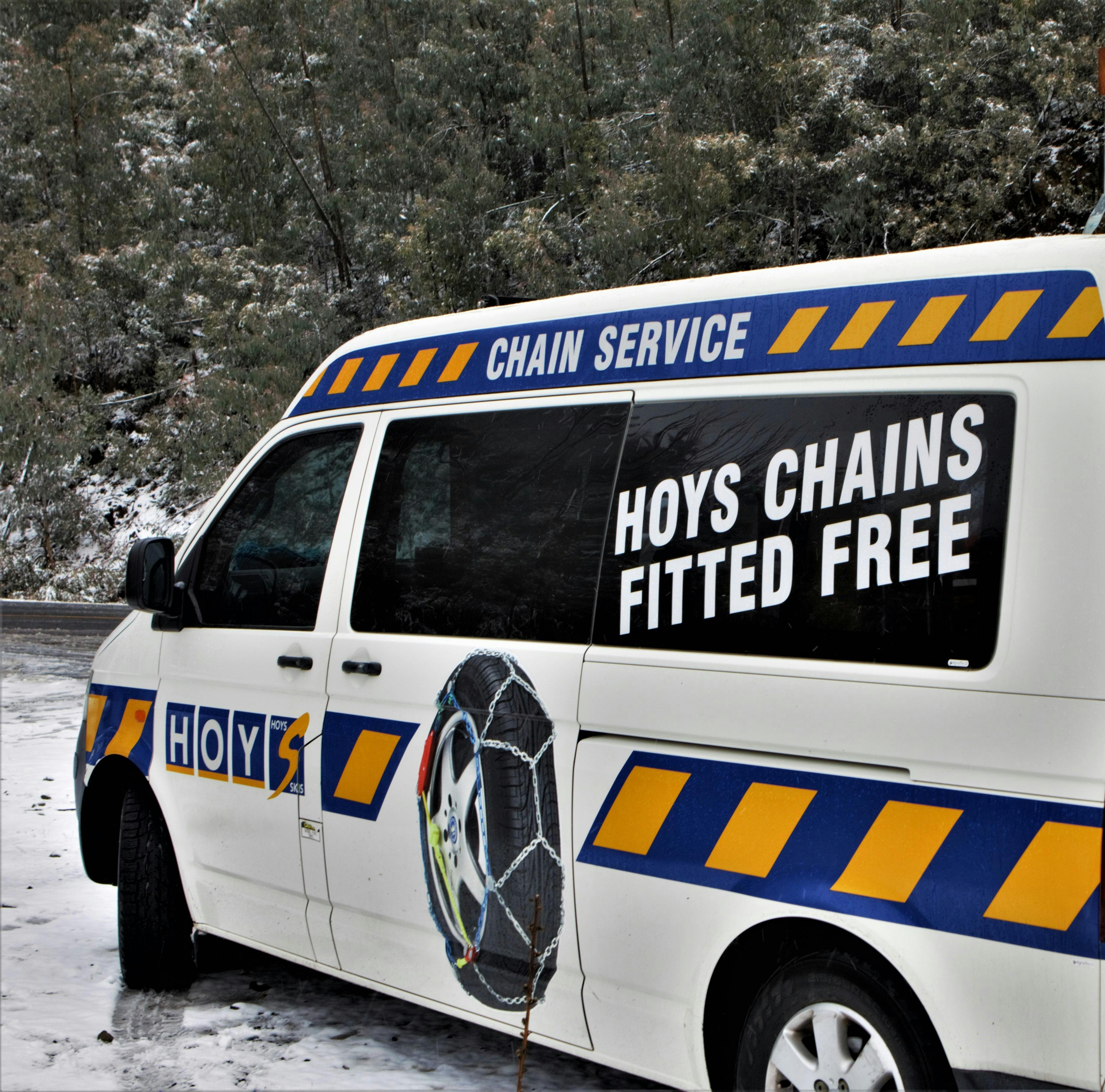 Mobile chain fitting service van