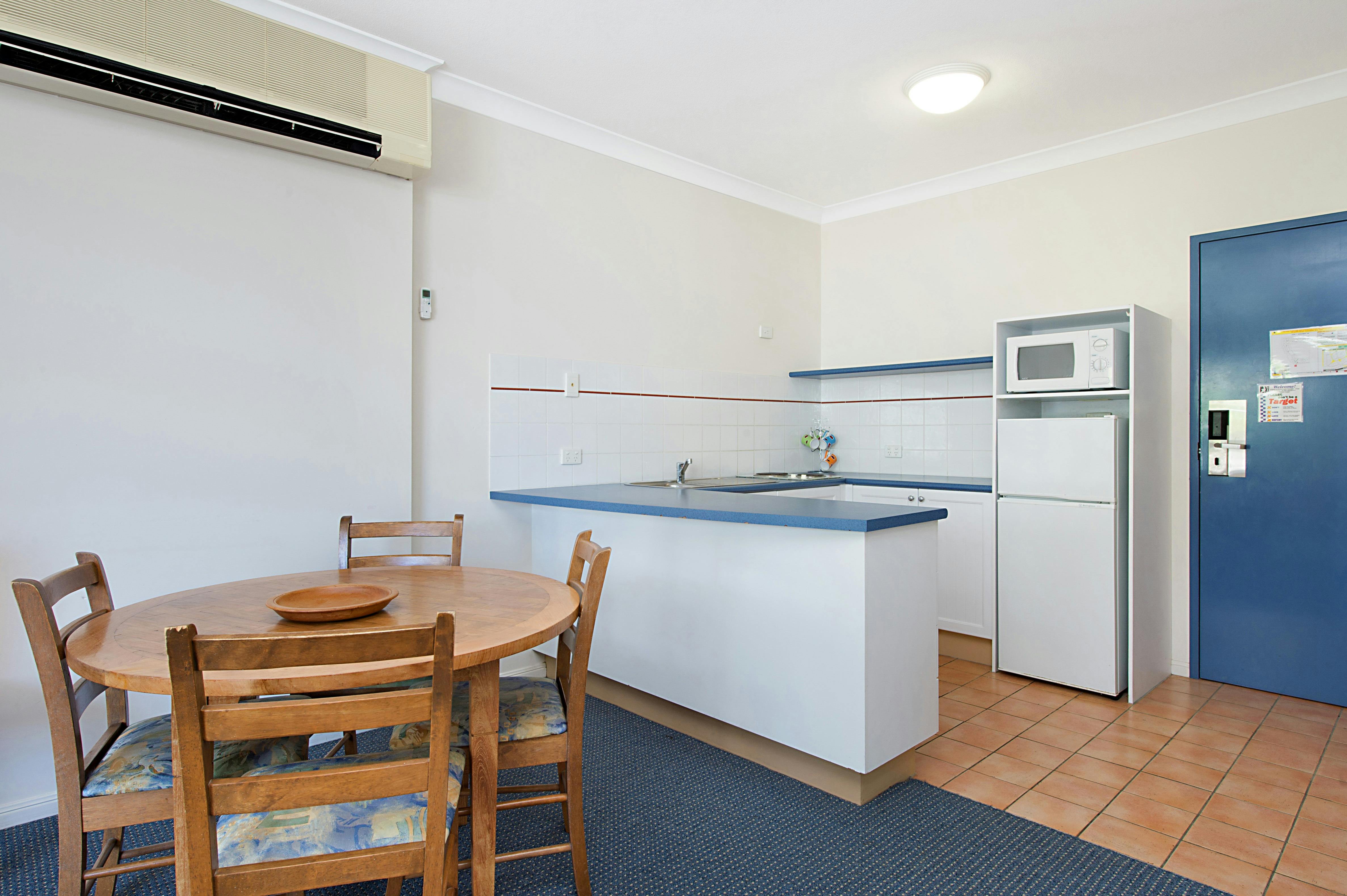 Calypso Plaza Resort Unit 146 - Coolangatta