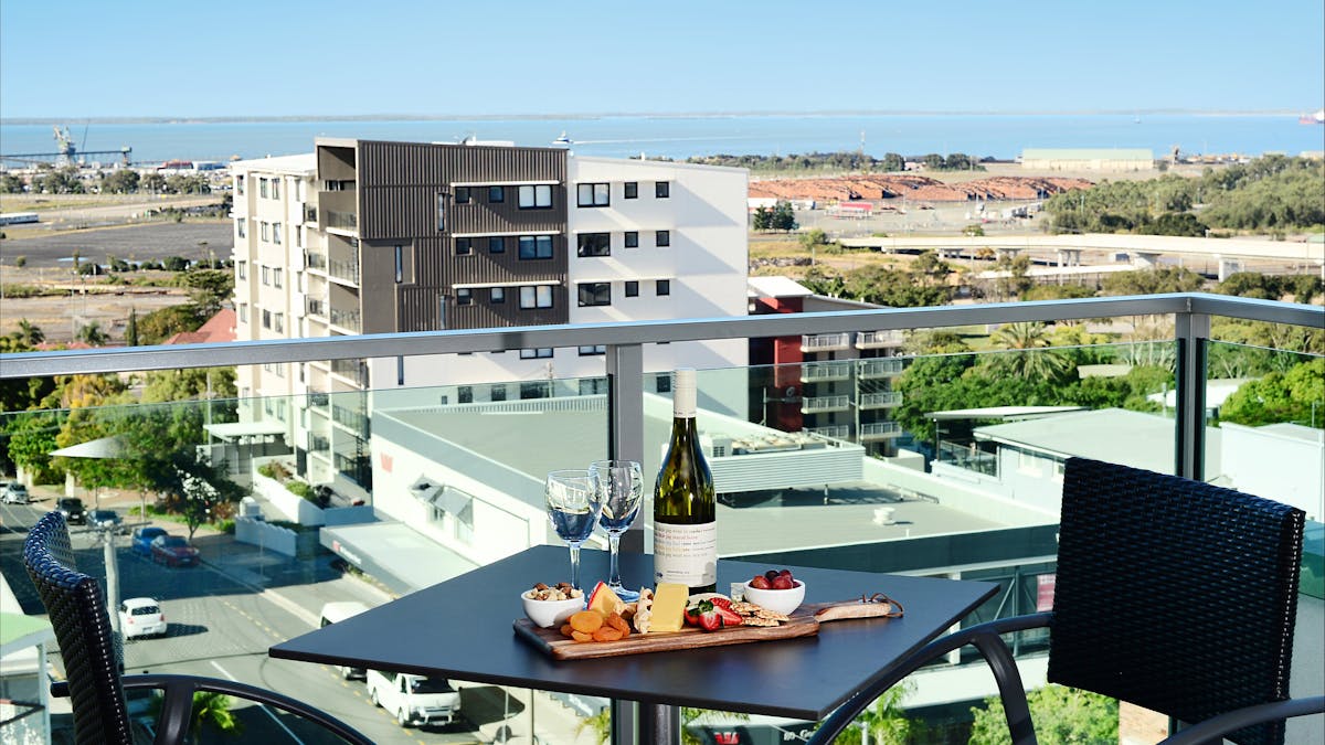 Oaks Grand Gladstone Balcony