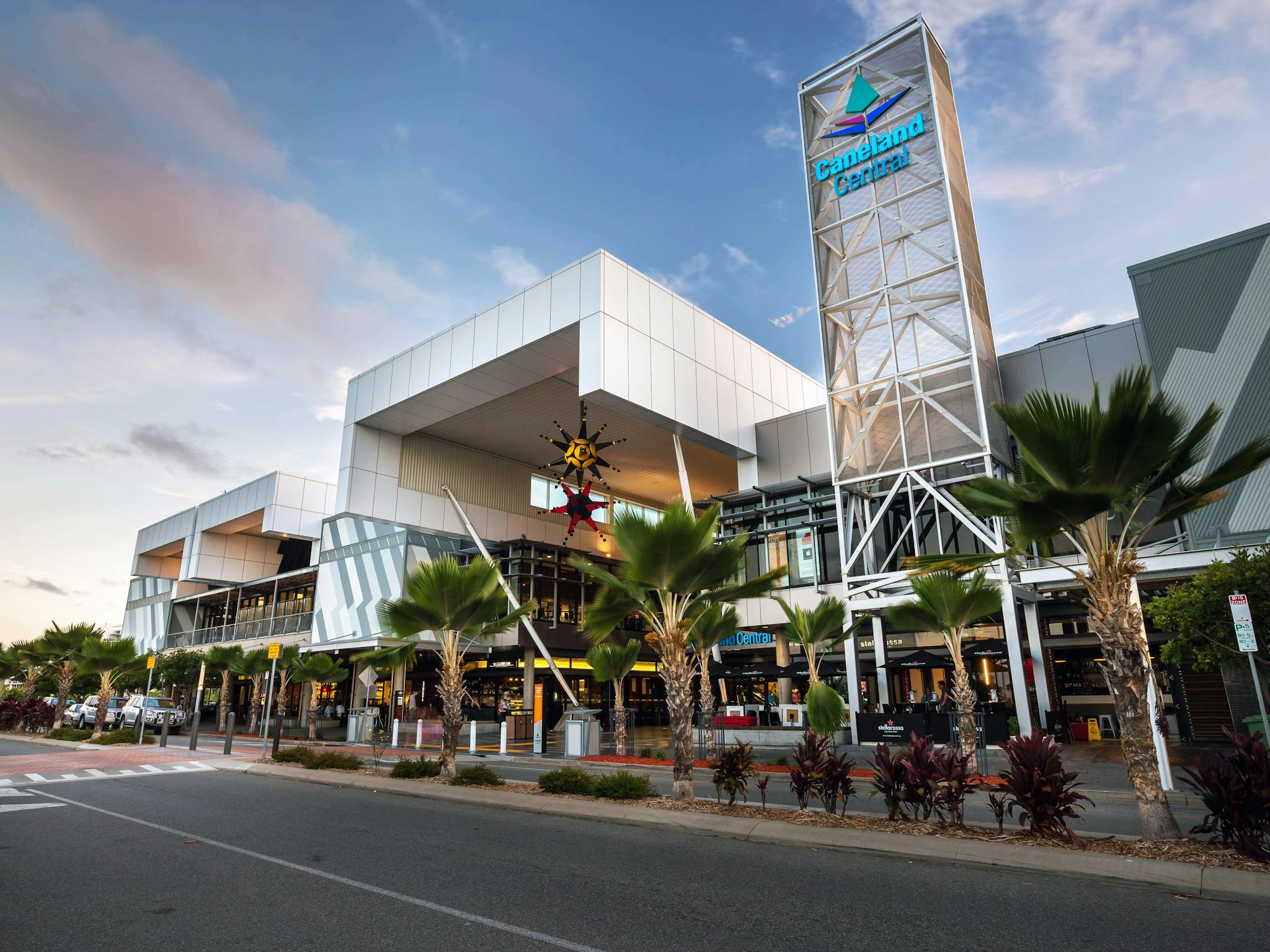 Caneland Central Shopping Centre | Attractions | Queensland